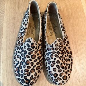 Sabah Leopard Print Loafers